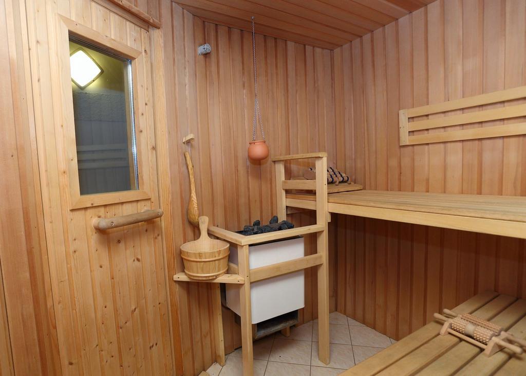 Pensjonat Tara Jeleśnia Exterior foto