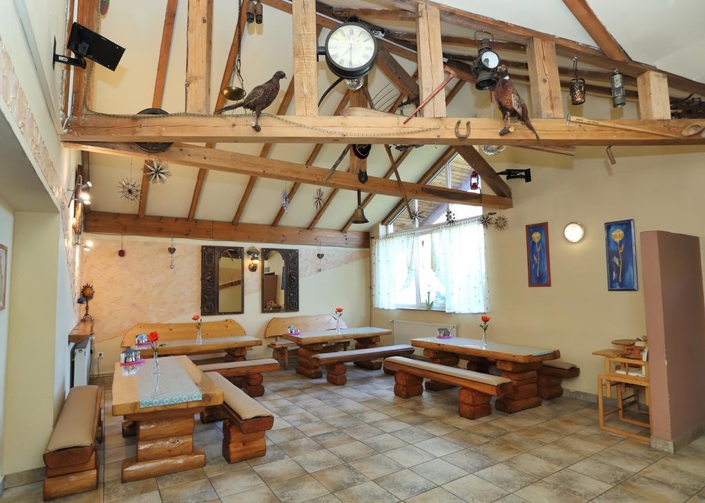 Pensjonat Tara Jeleśnia Exterior foto